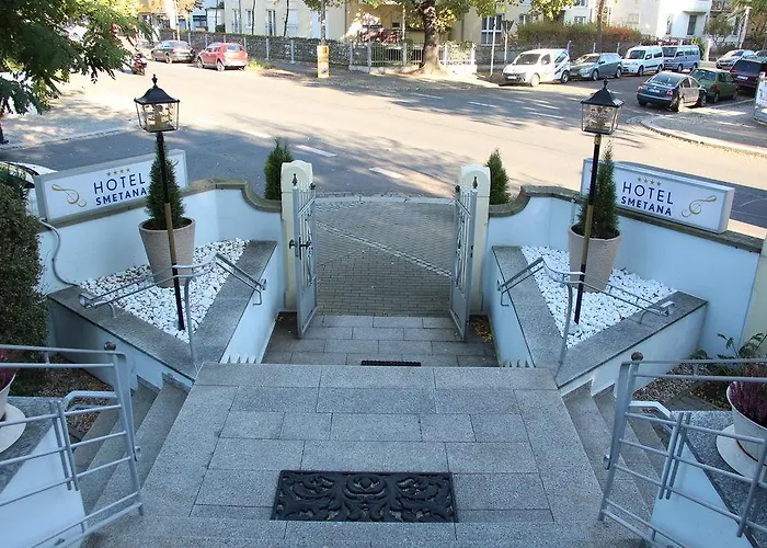 Smetana Отель